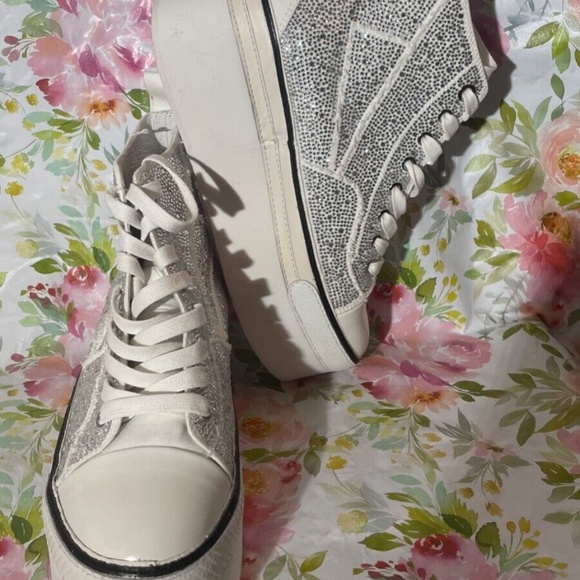 Zigi Carmensa Embellished High Top Platform Sneakers-A608 - Picture 2 of 6